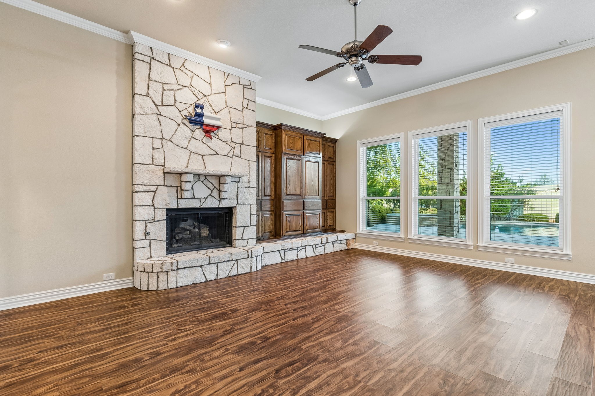6532 Gehrig Circle