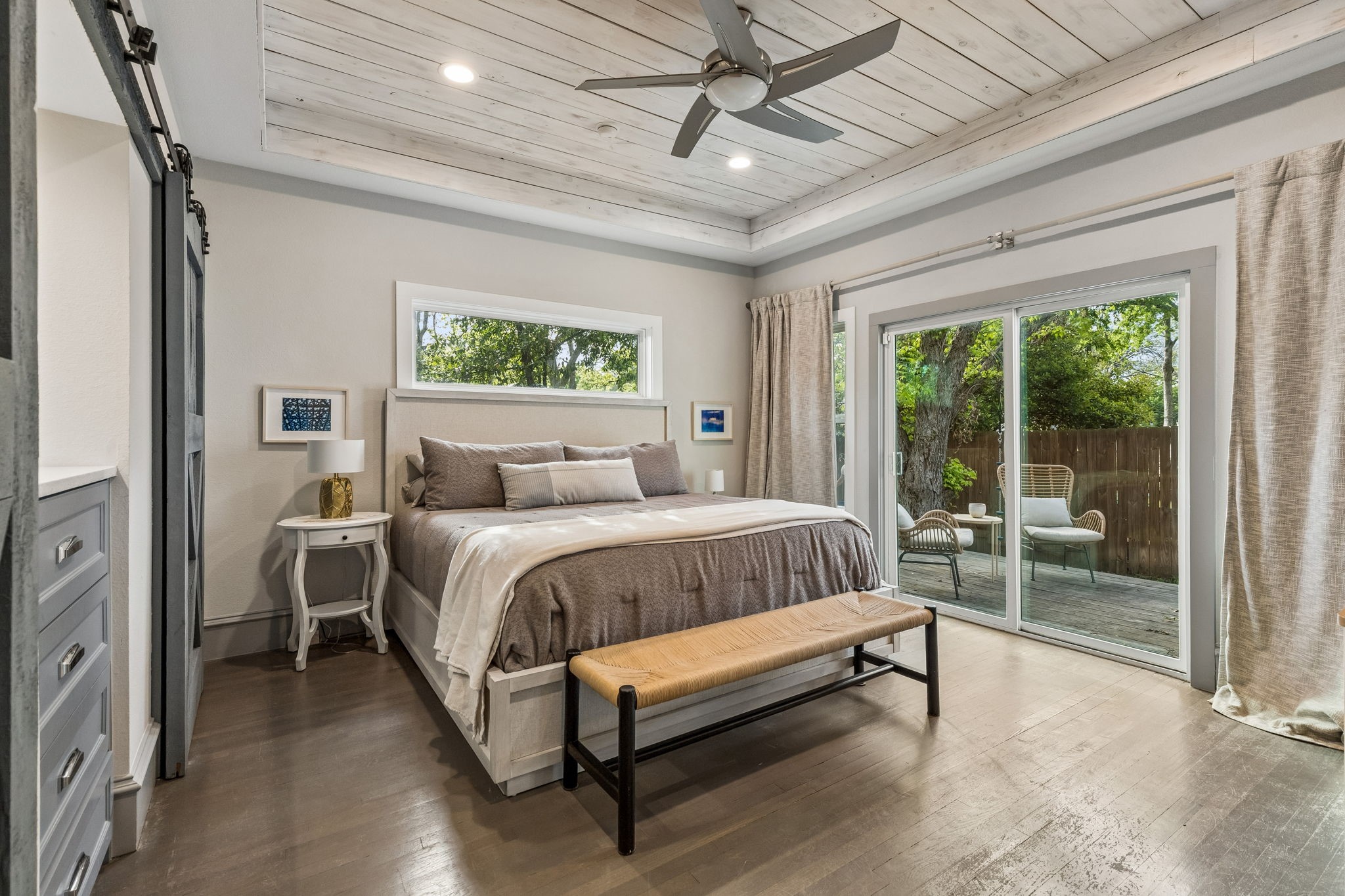 236 N Waverly Drive