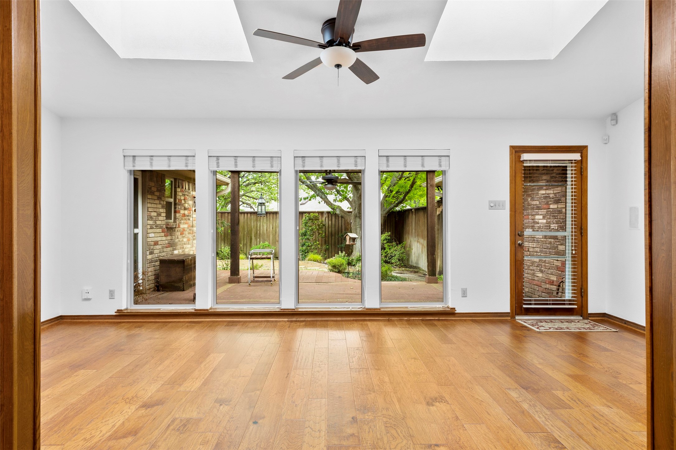 9906 Chimney Hill Lane