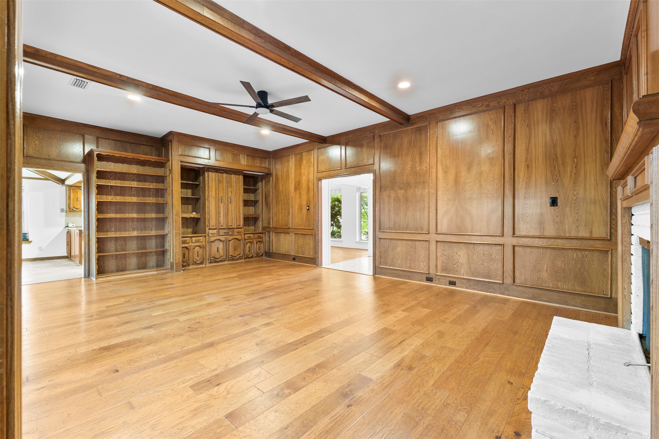 9906 Chimney Hill Lane
