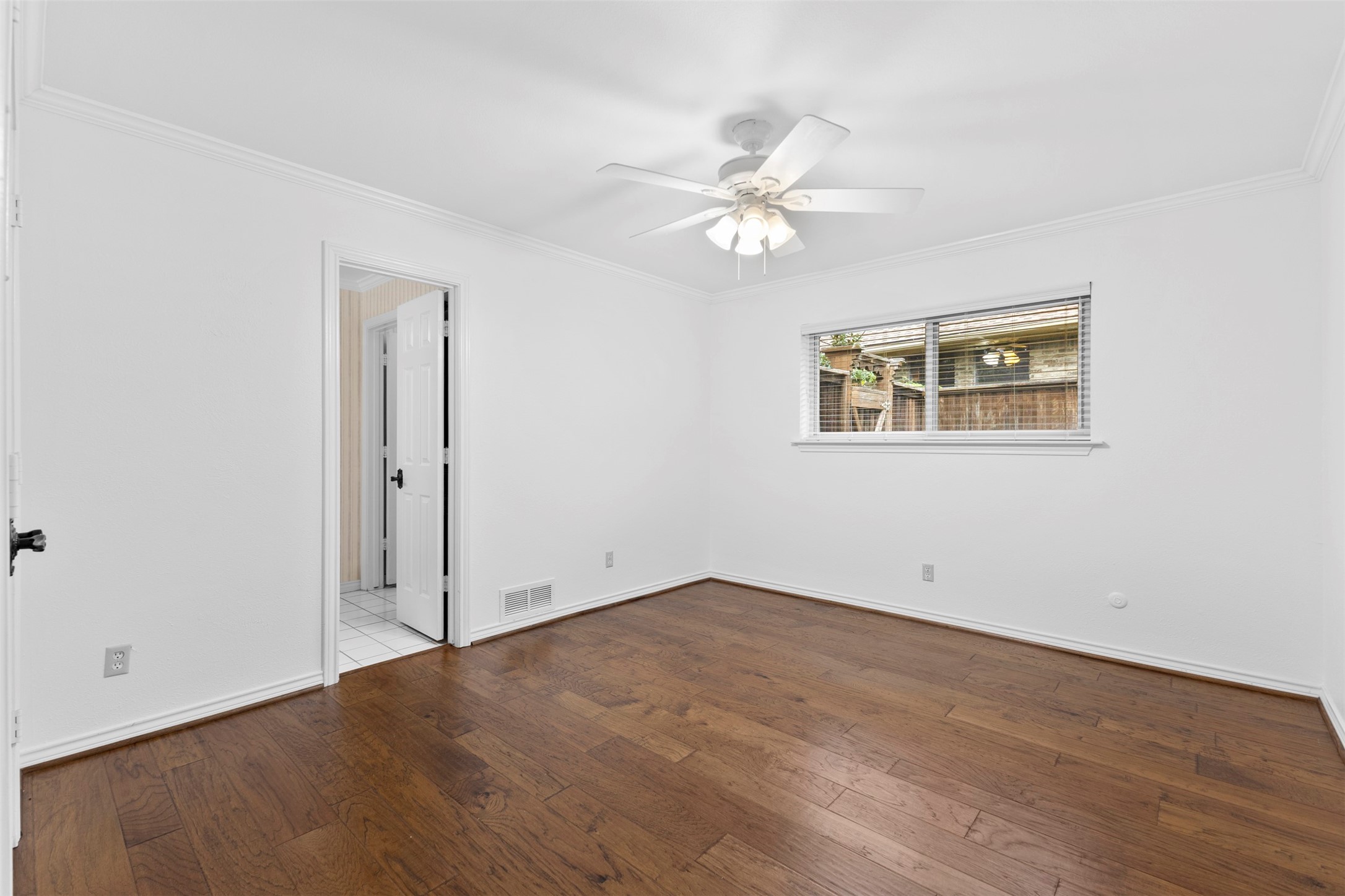 9906 Chimney Hill Lane