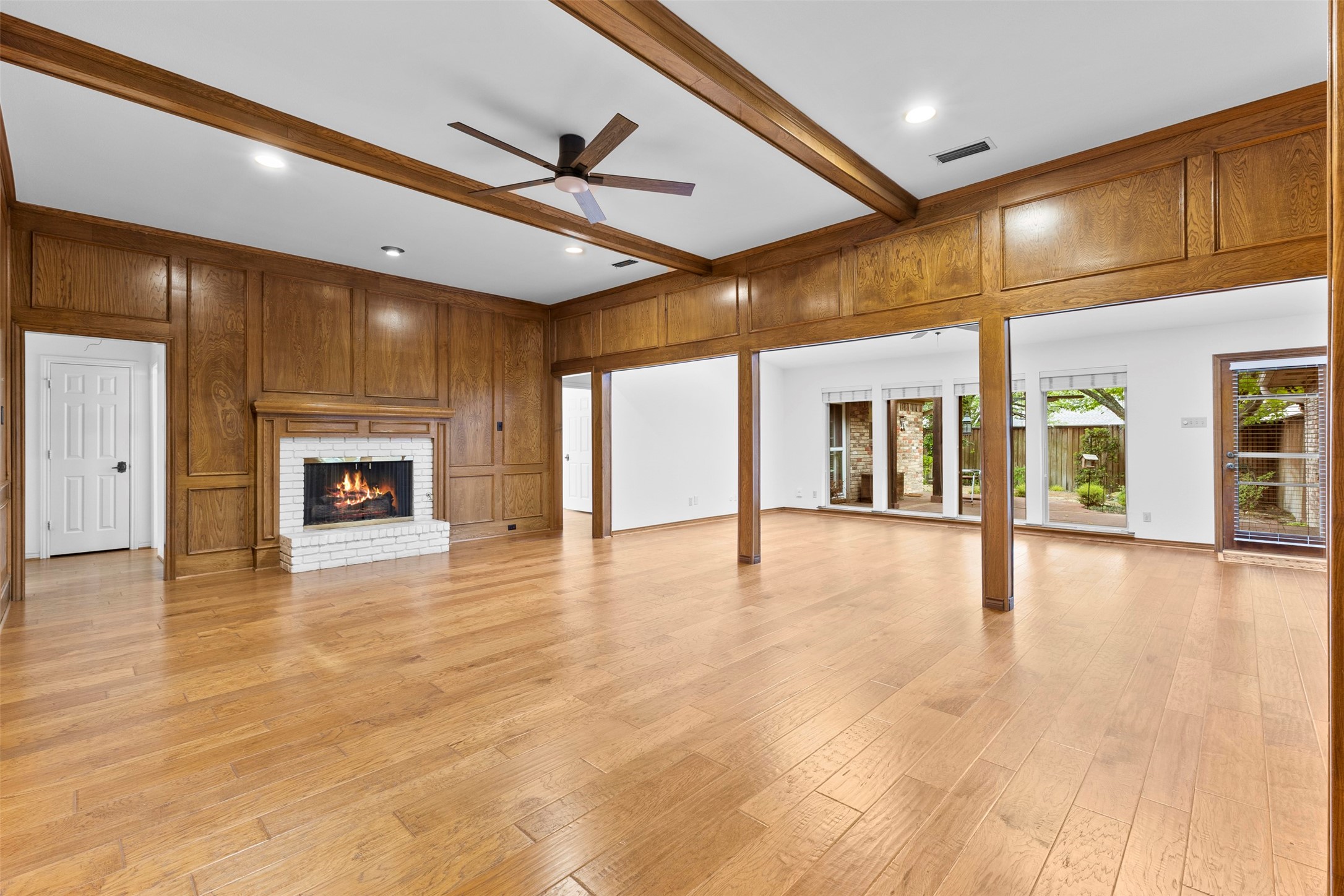 9906 Chimney Hill Lane
