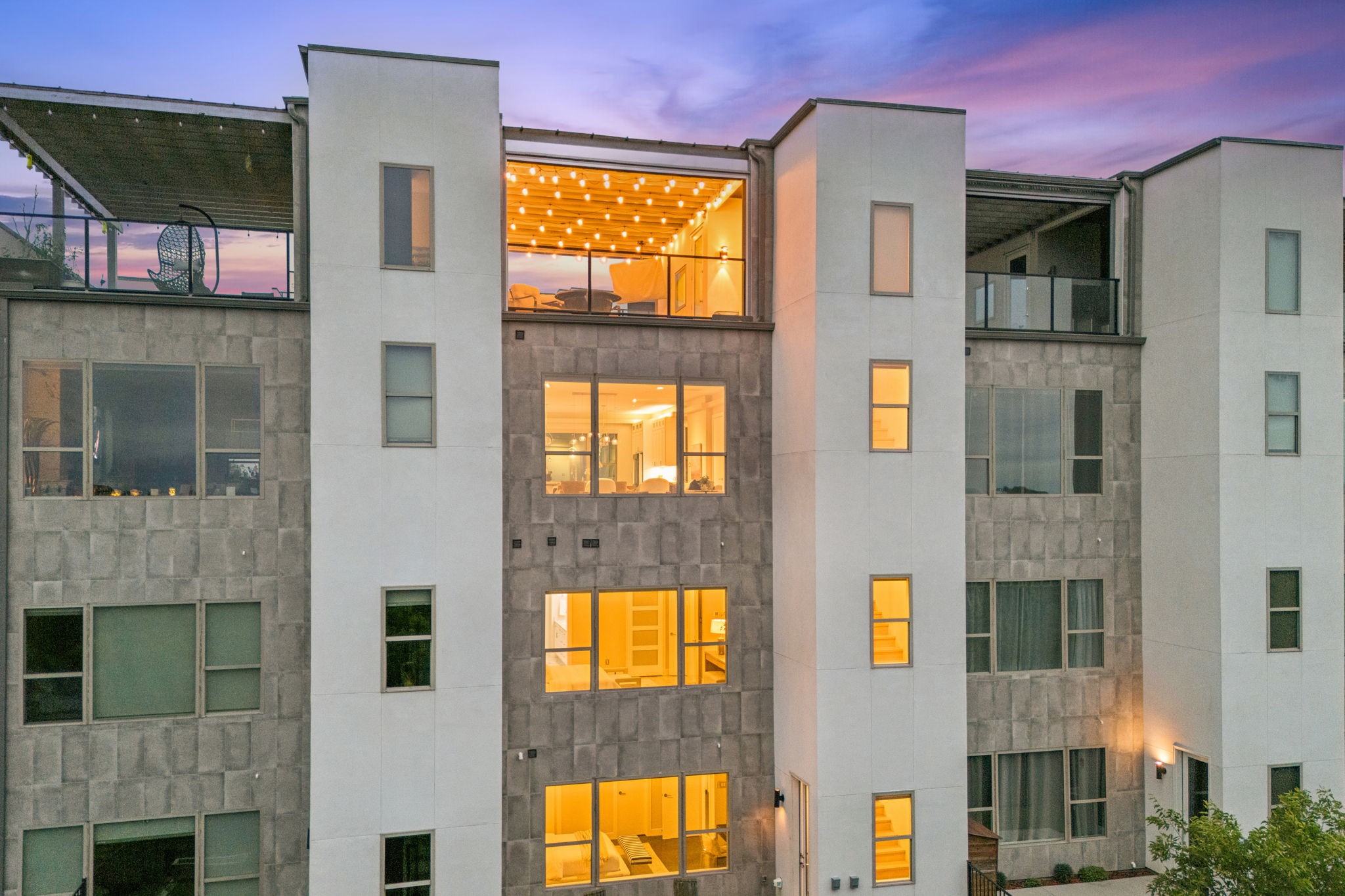 4965 Blaynes View
