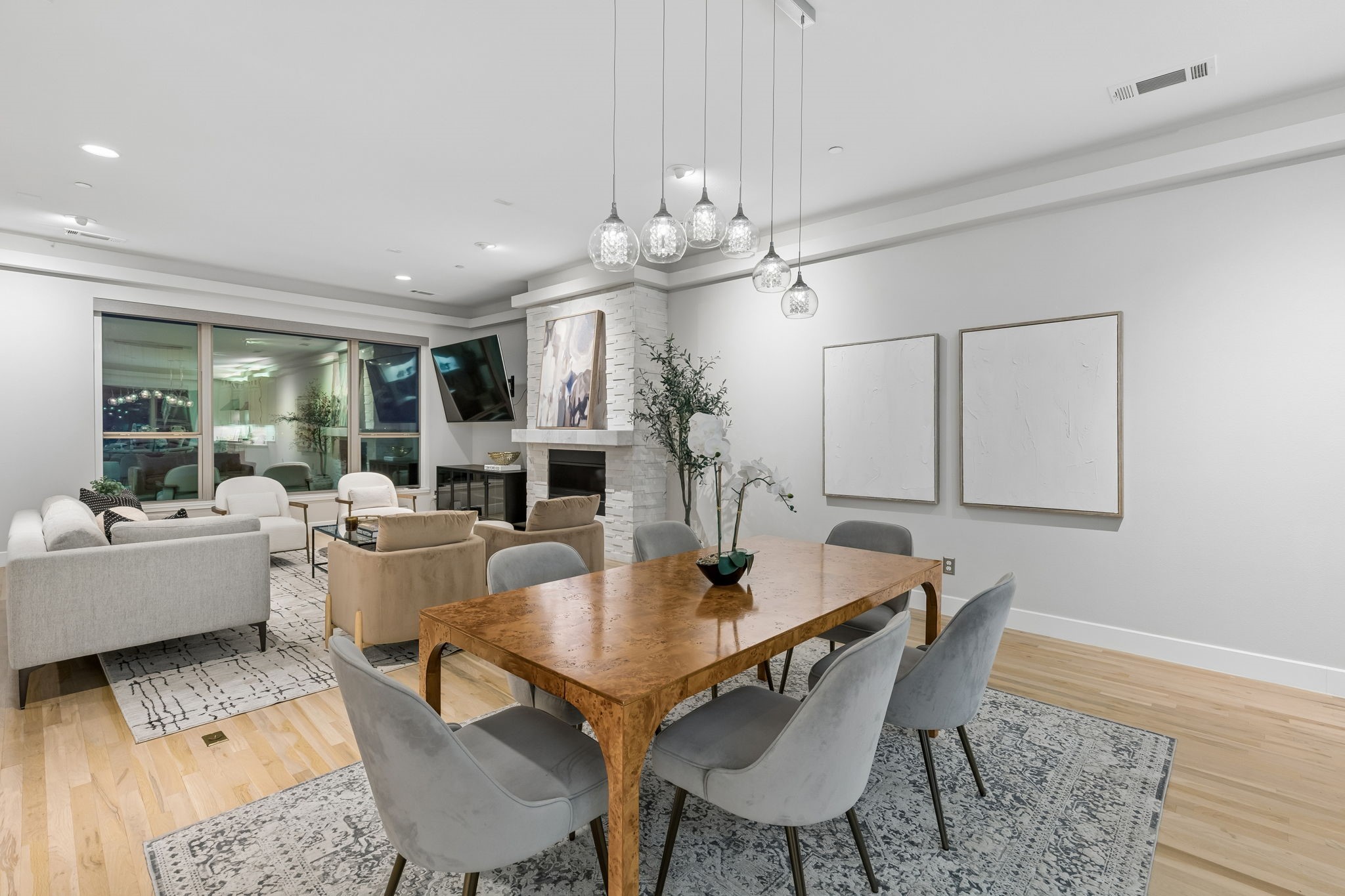 4965 Blaynes View