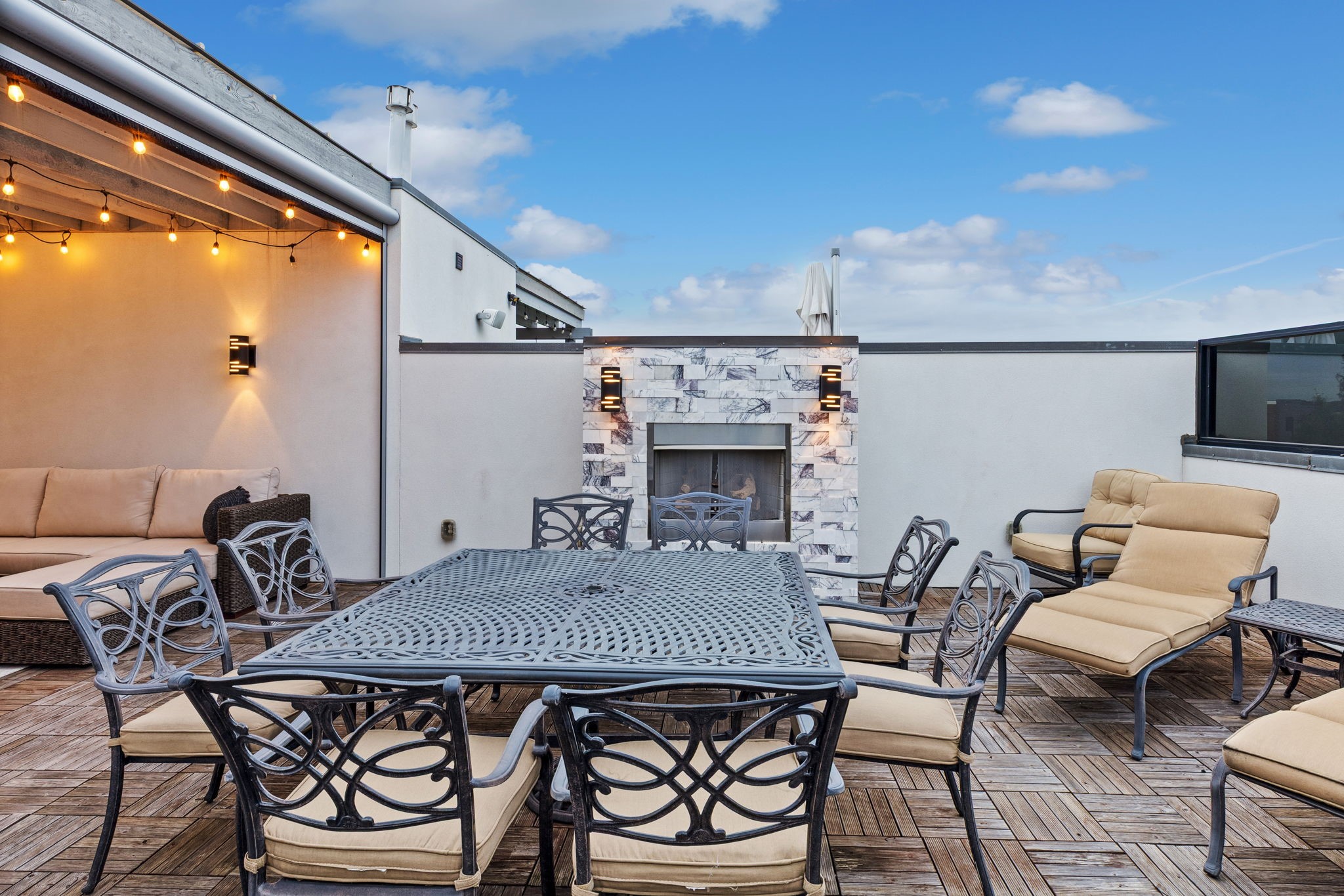4965 Blaynes View