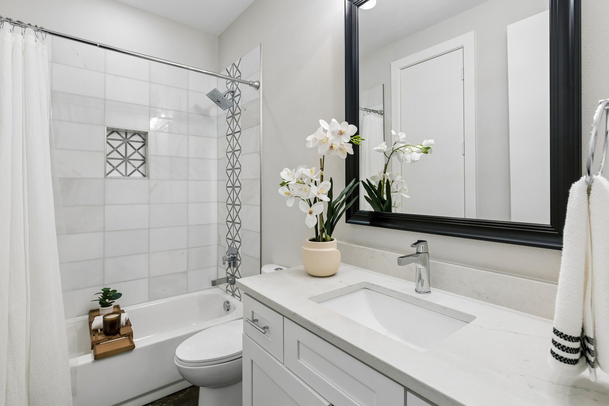 4965 Blaynes View