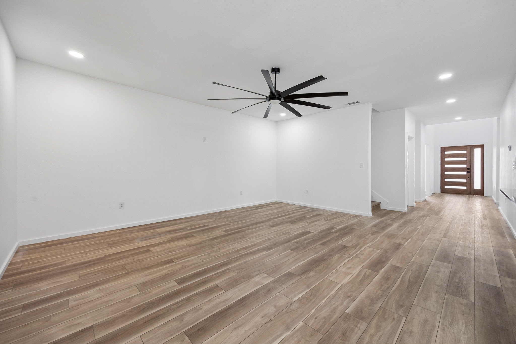 1011 S Waverly Drive