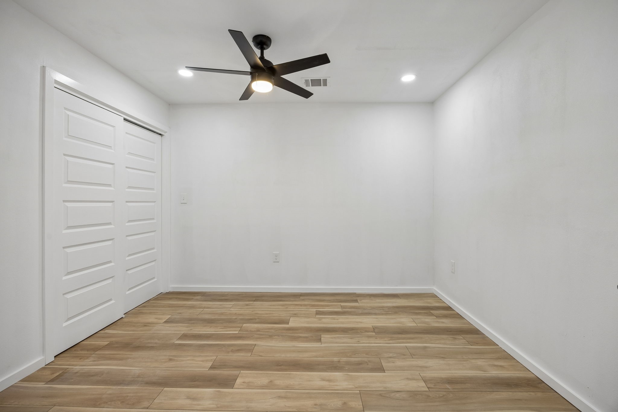 1011 S Waverly Drive