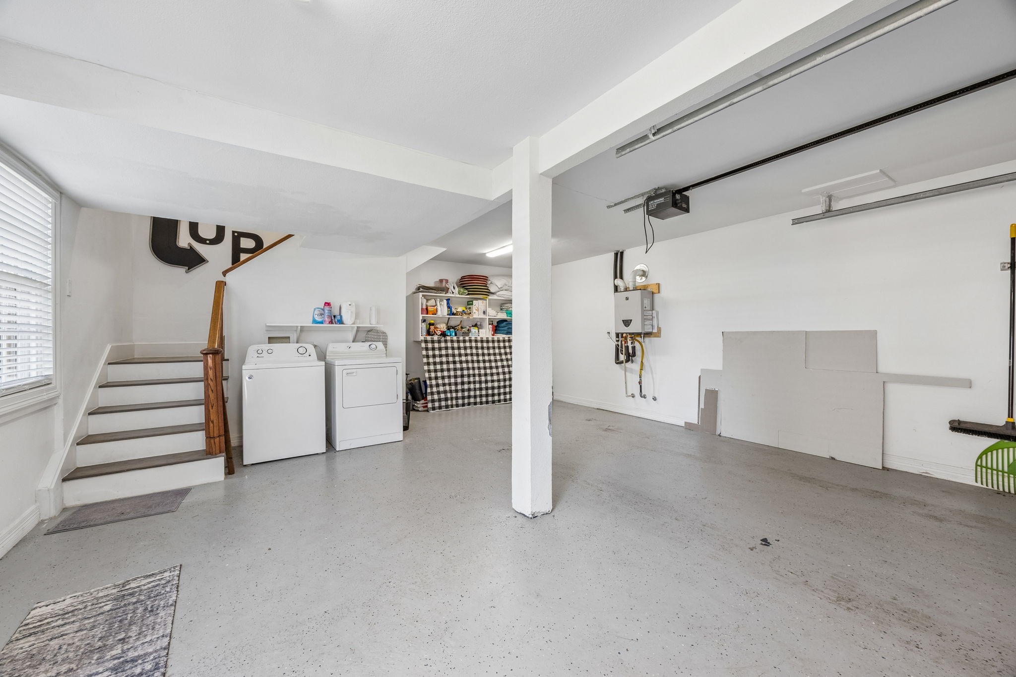 2619 Alco Avenue