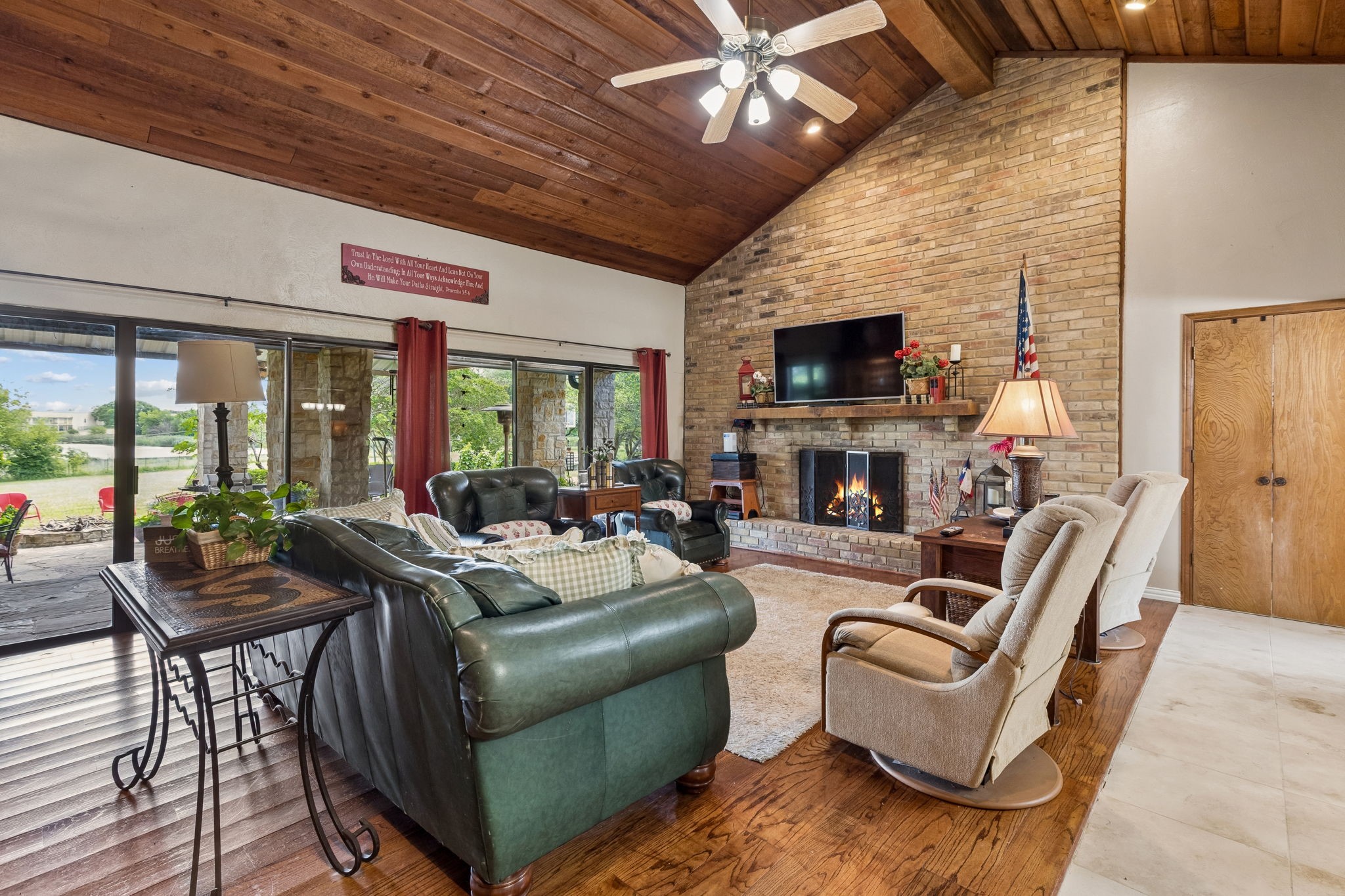 17 Hillside Drive