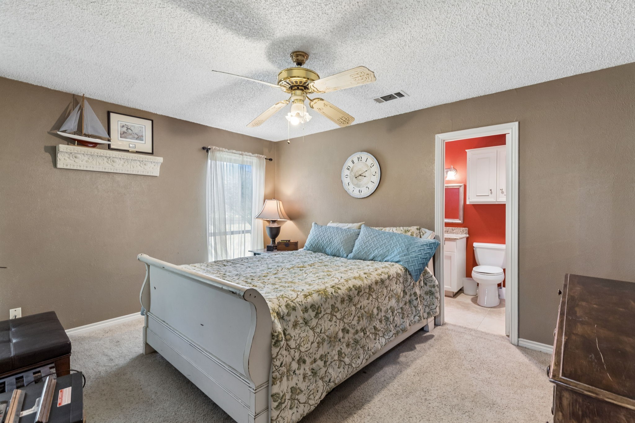 17 Hillside Drive