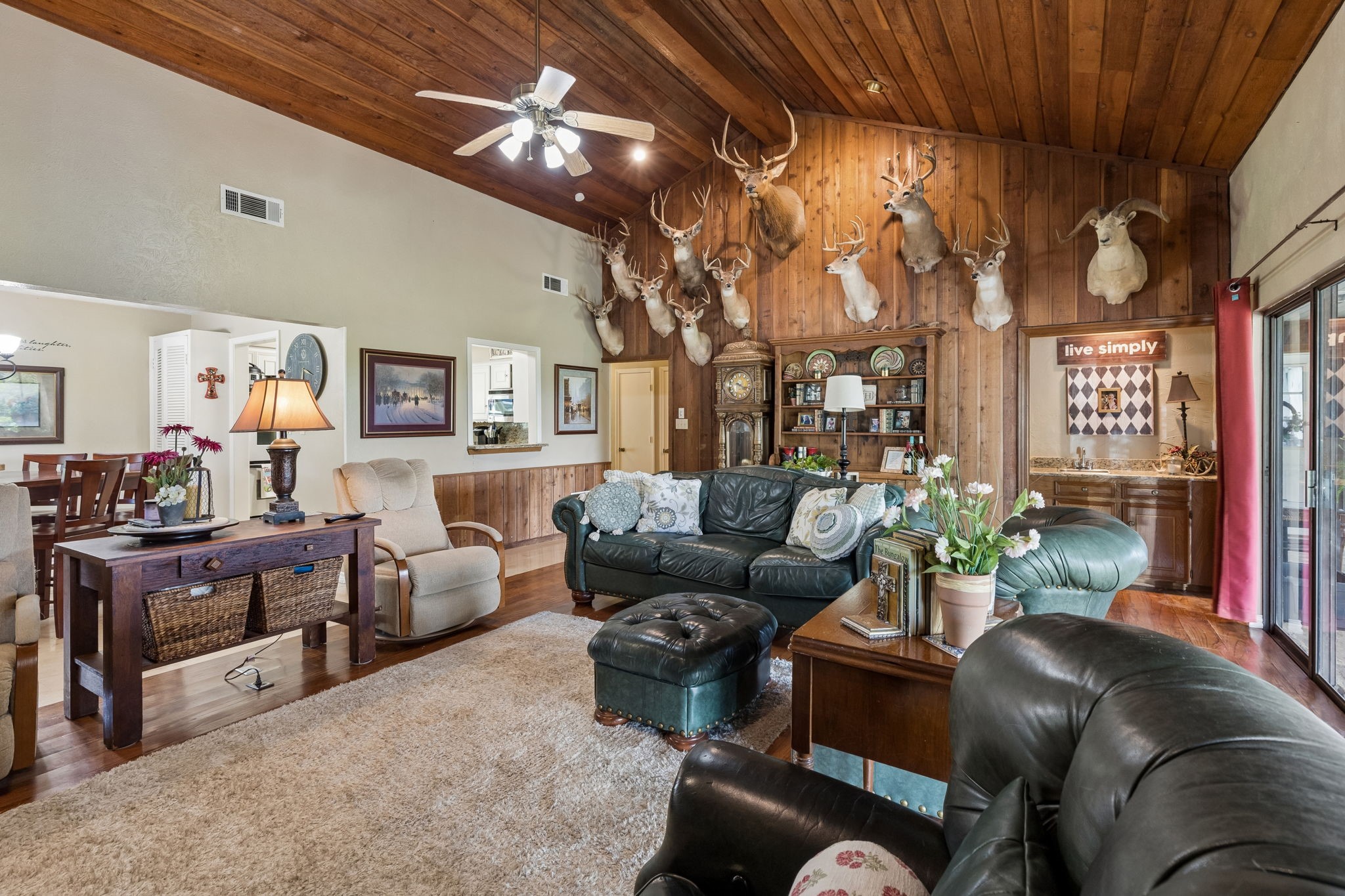 17 Hillside Drive