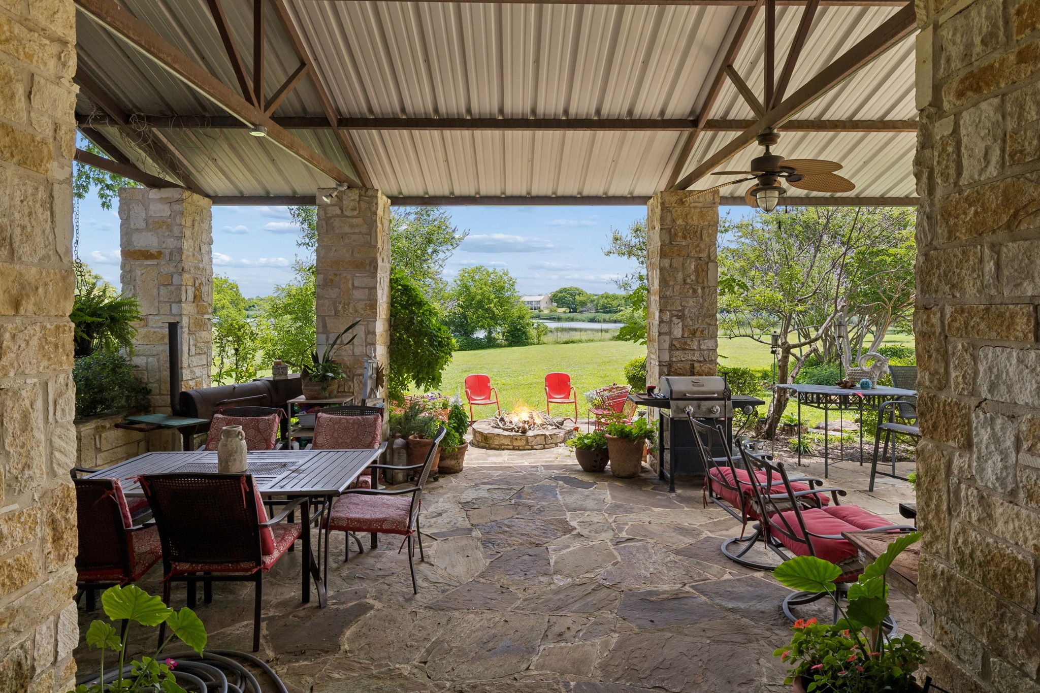 17 Hillside Drive