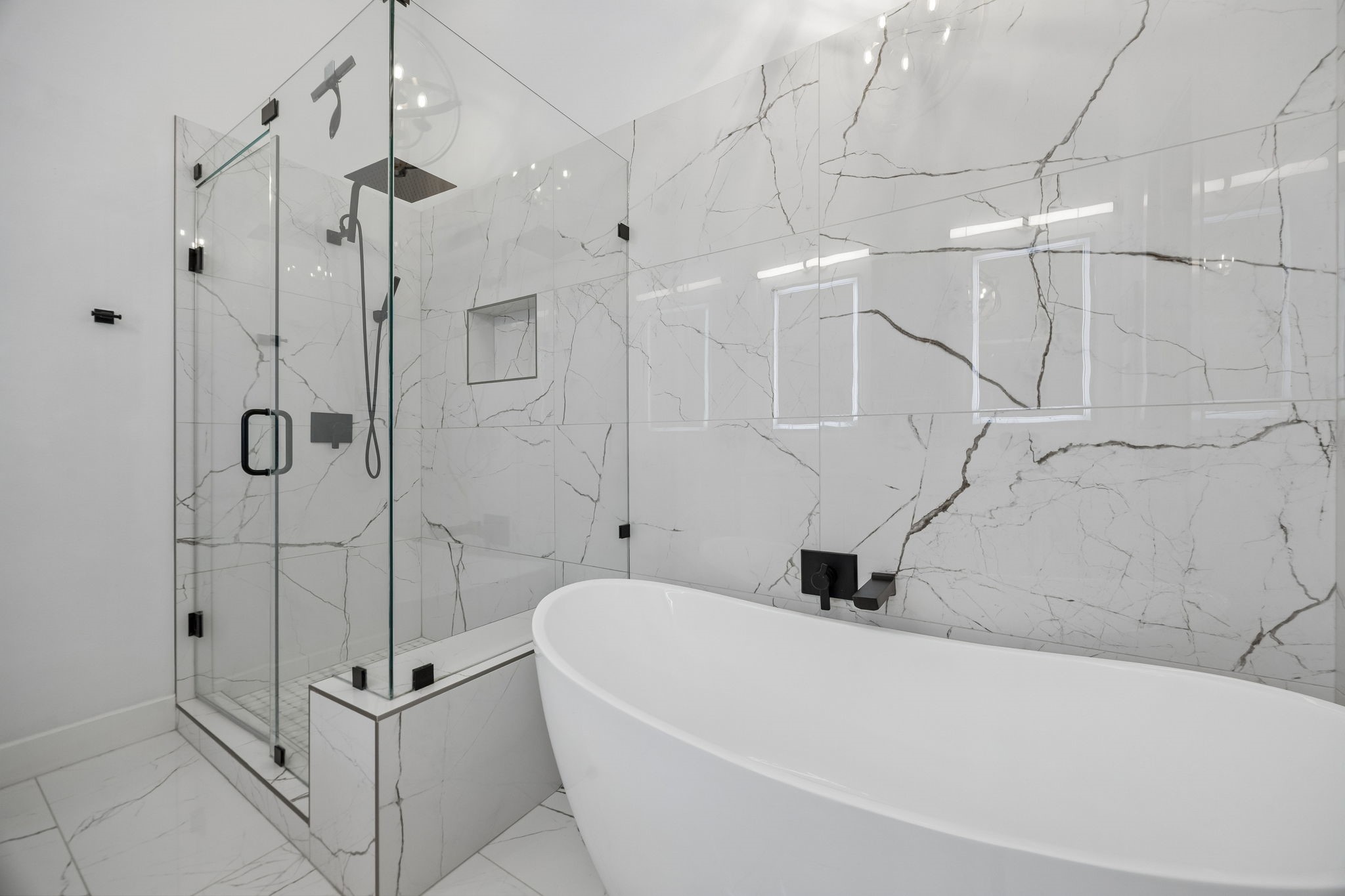 4948 Blaynes View