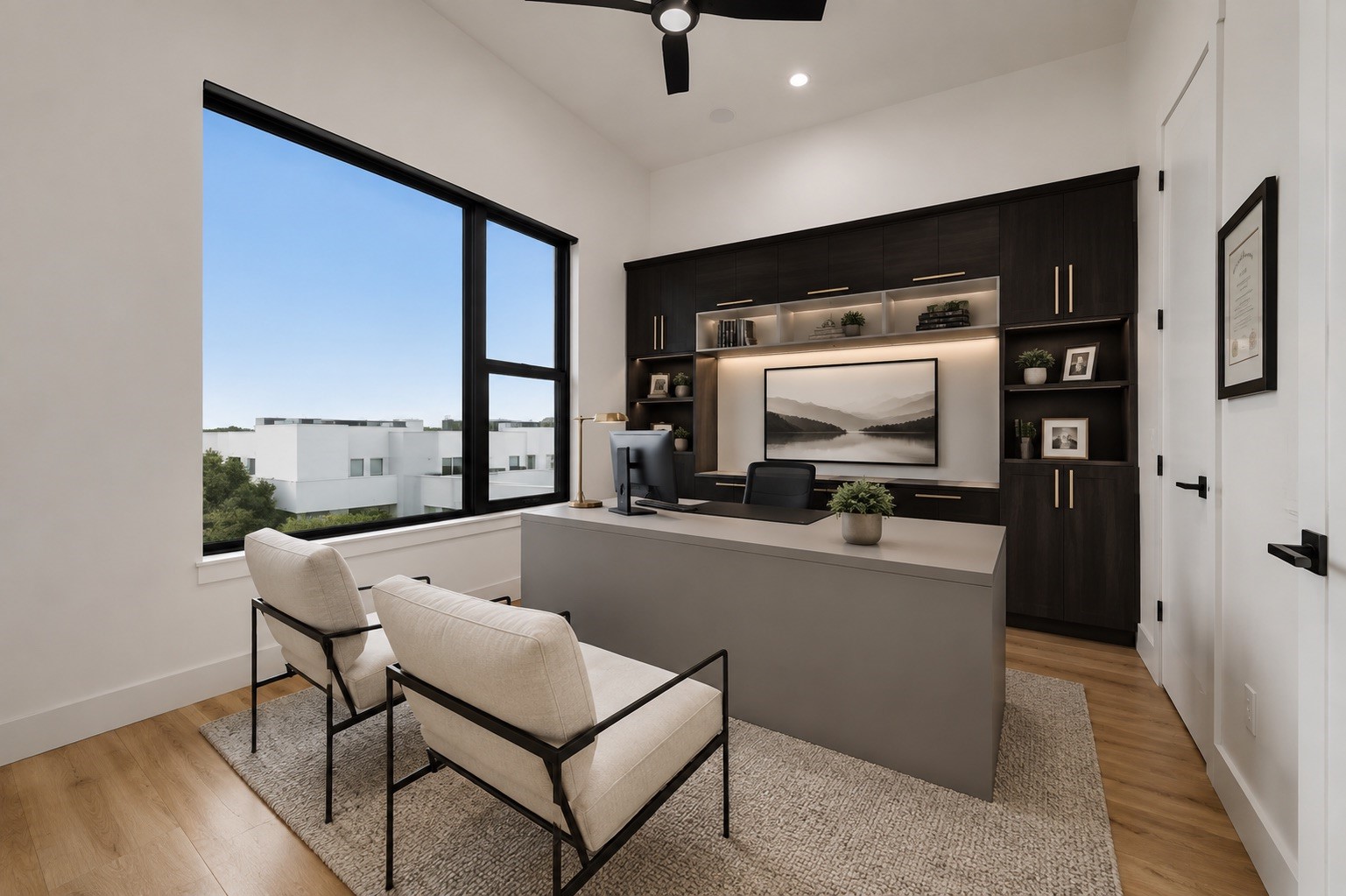 4948 Blaynes View