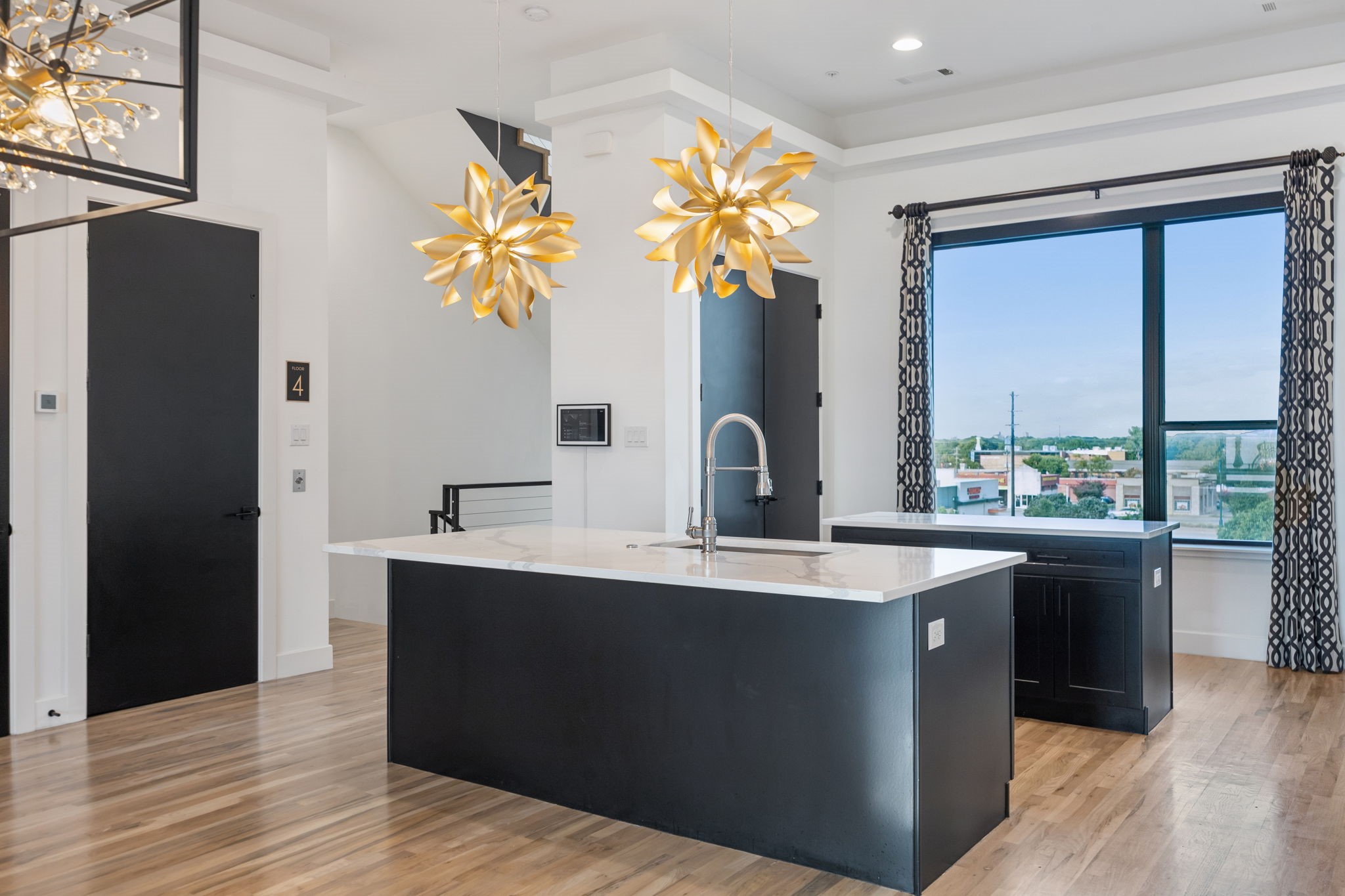 4948 Blaynes View