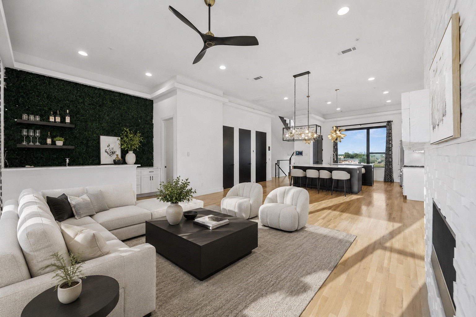 4948 Blaynes View