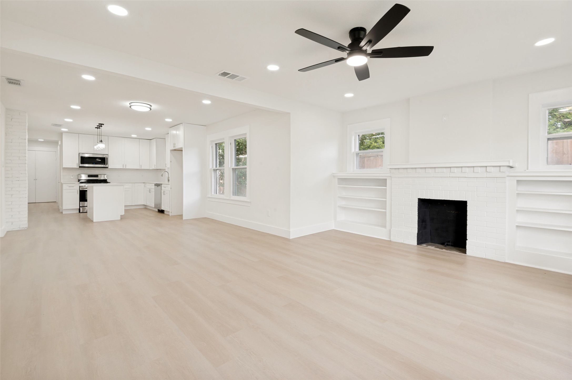 2450 Emmett Street