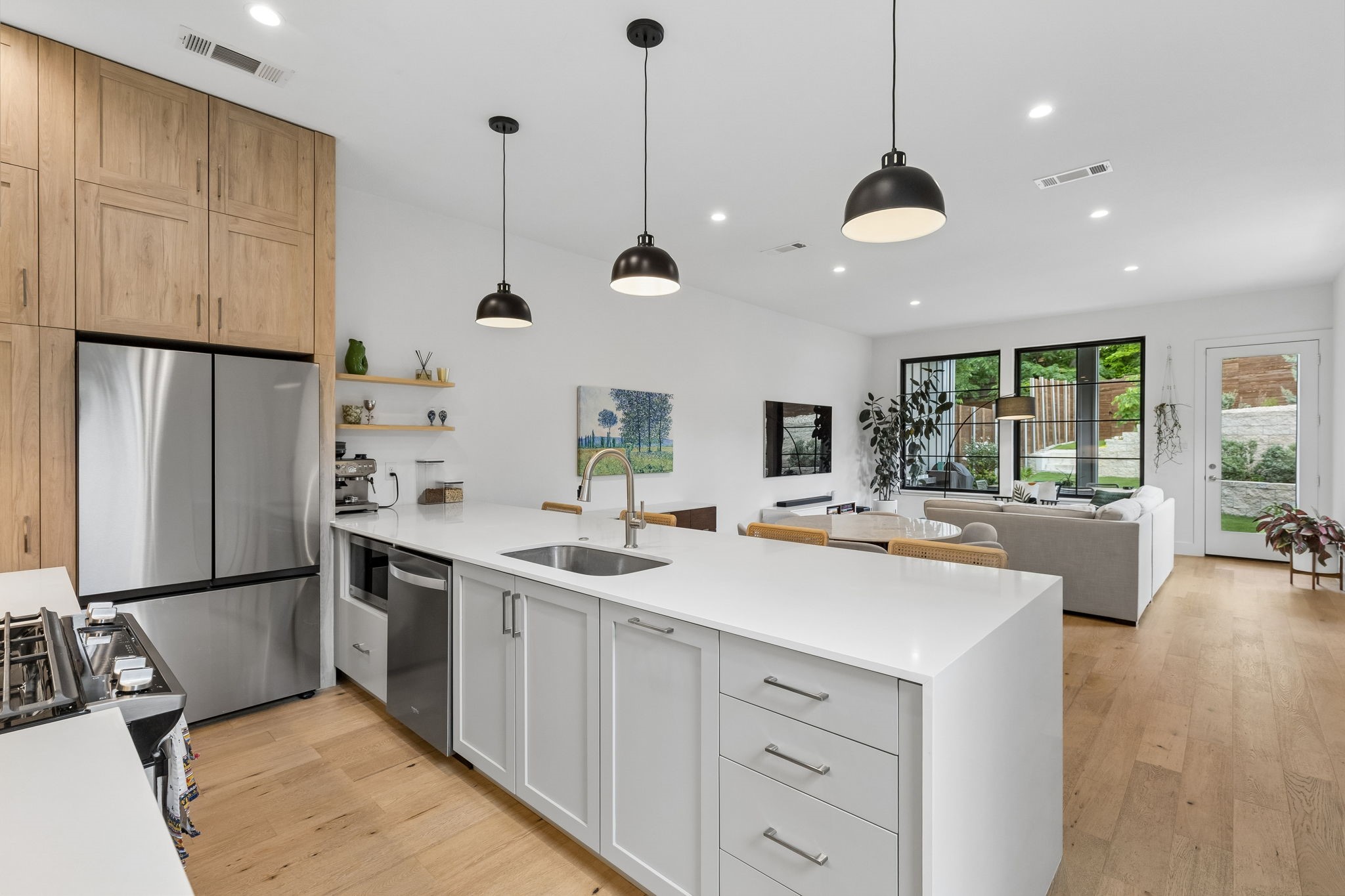 1208 Haines Avenue