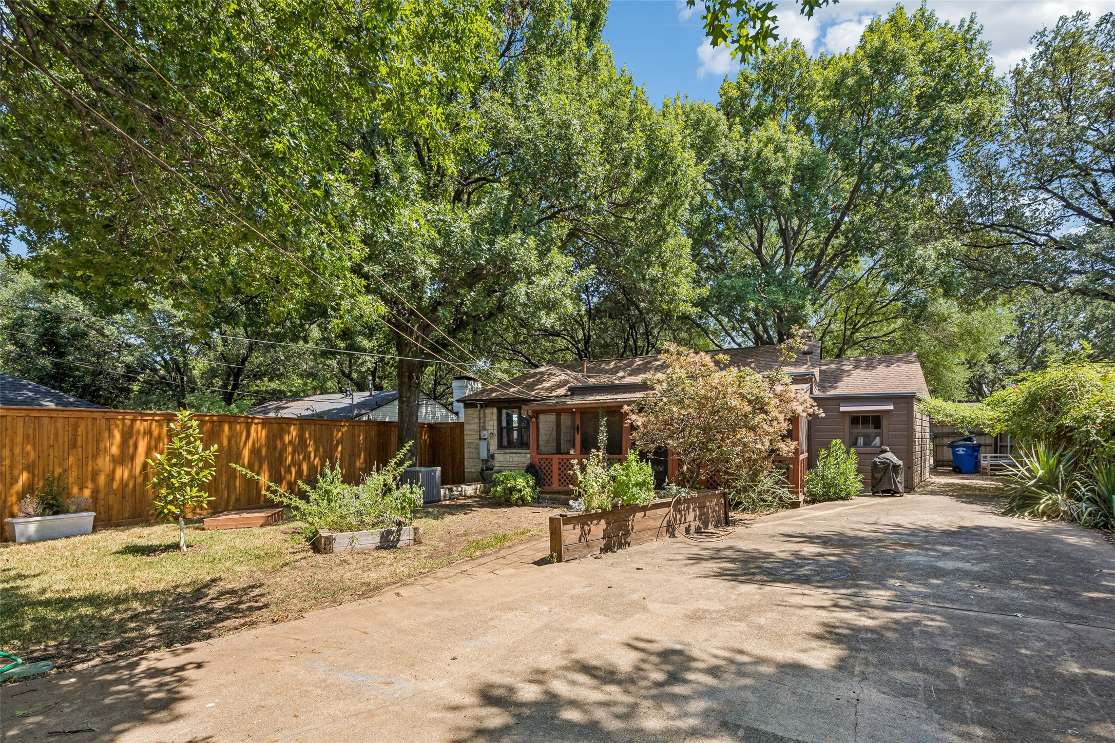 2127 Leander Drive
