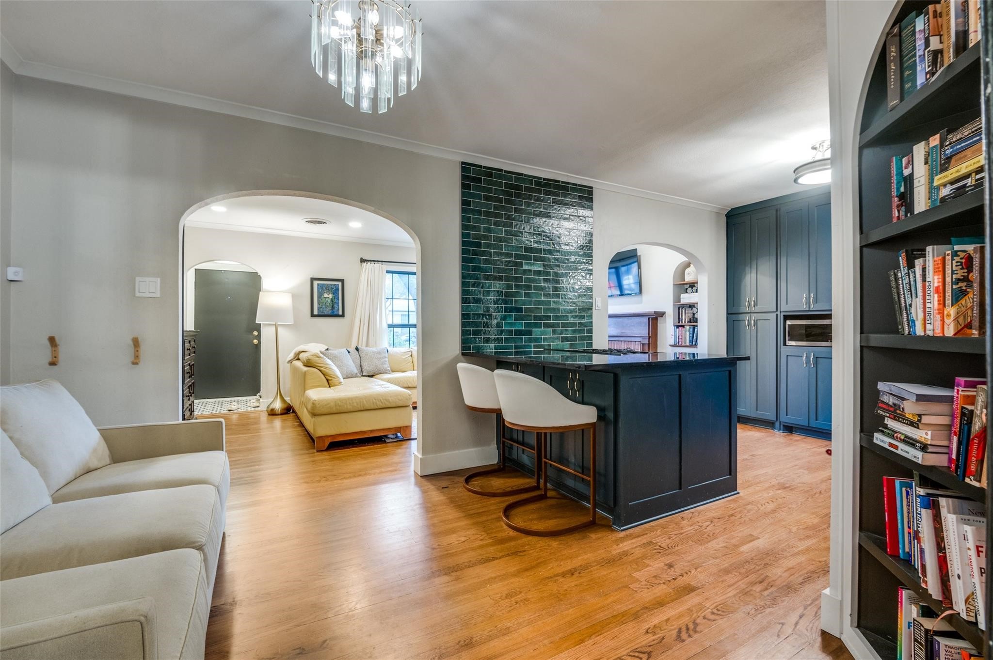 2127 Leander Drive