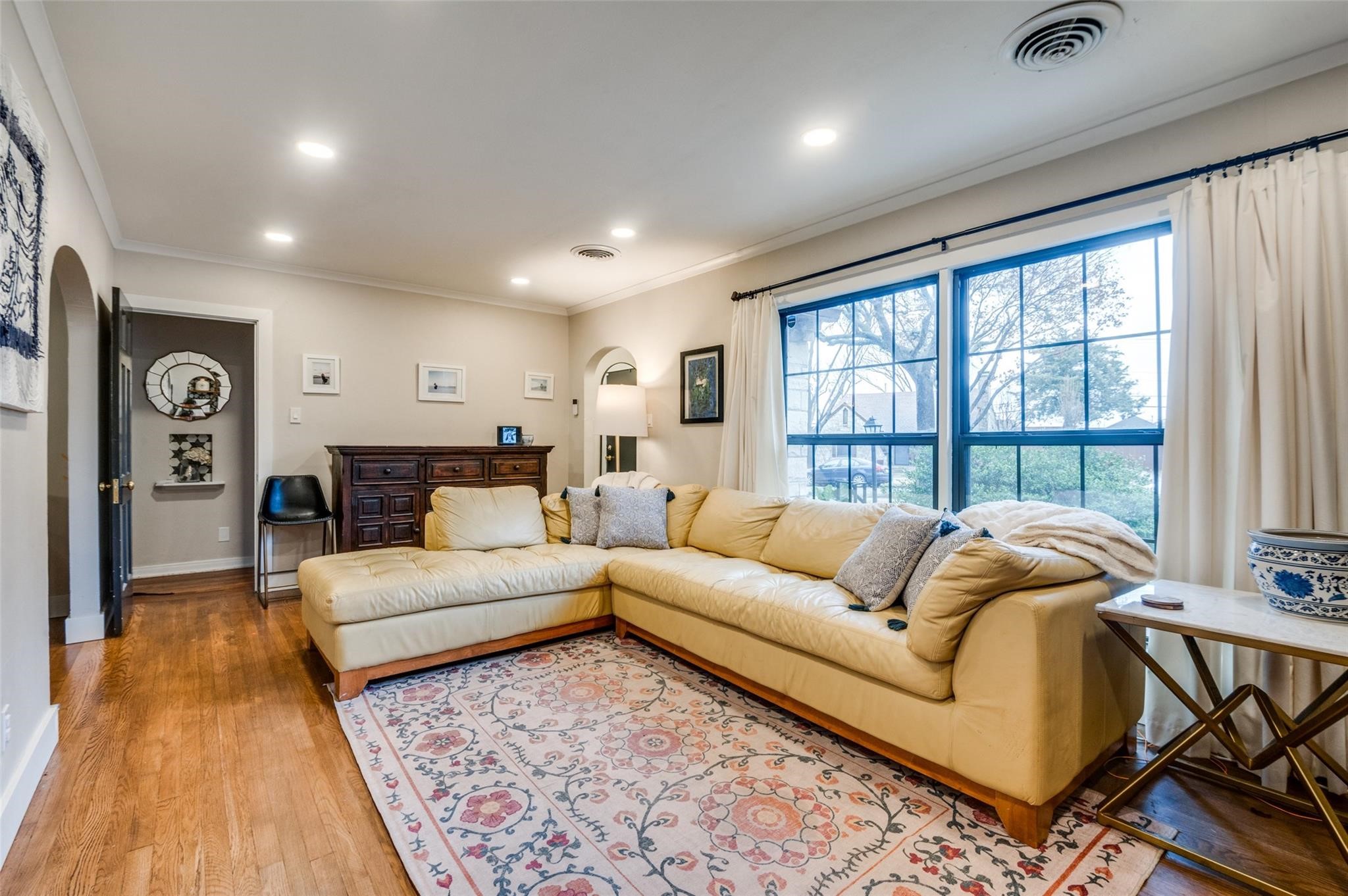 2127 Leander Drive