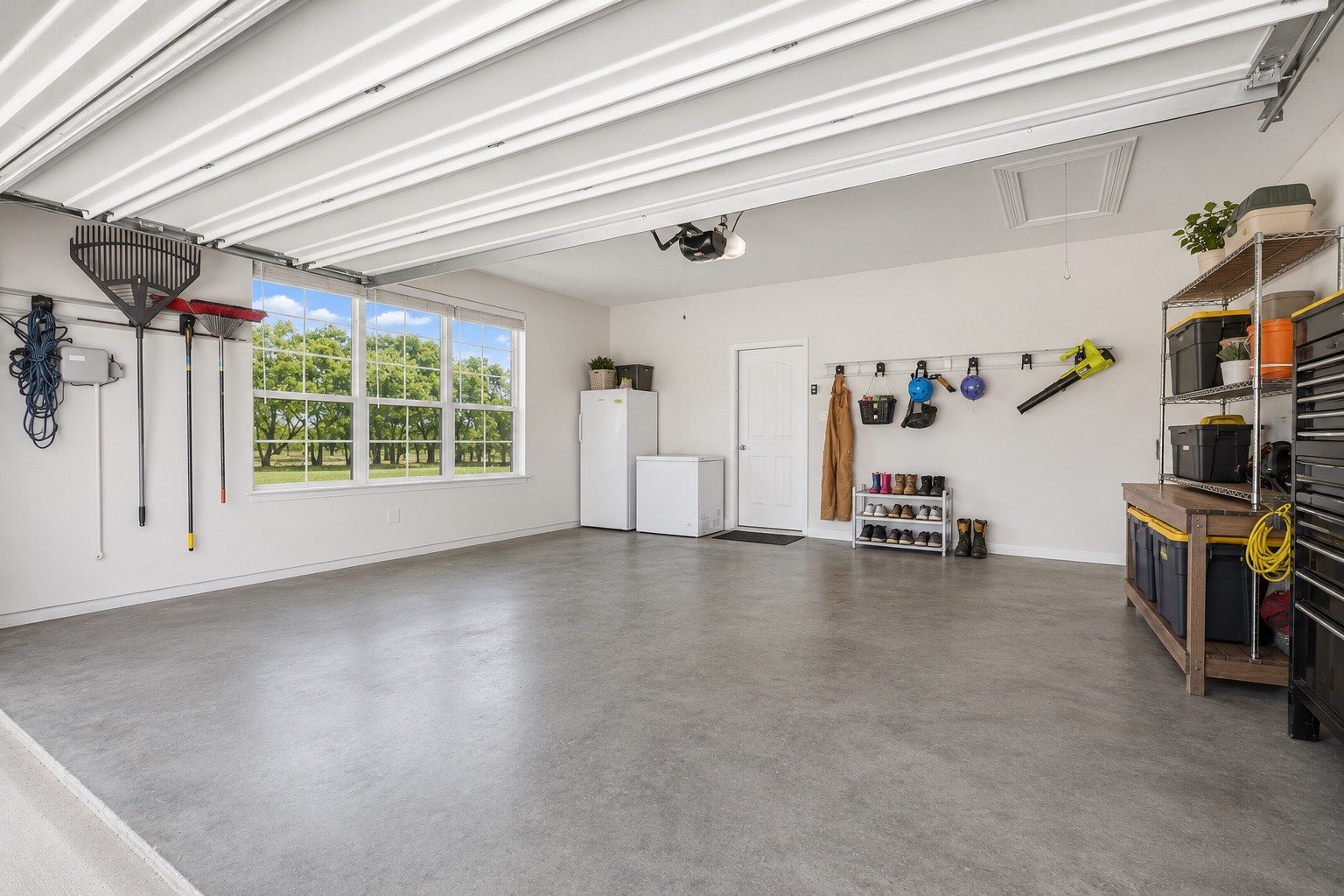 8382 Abner Road