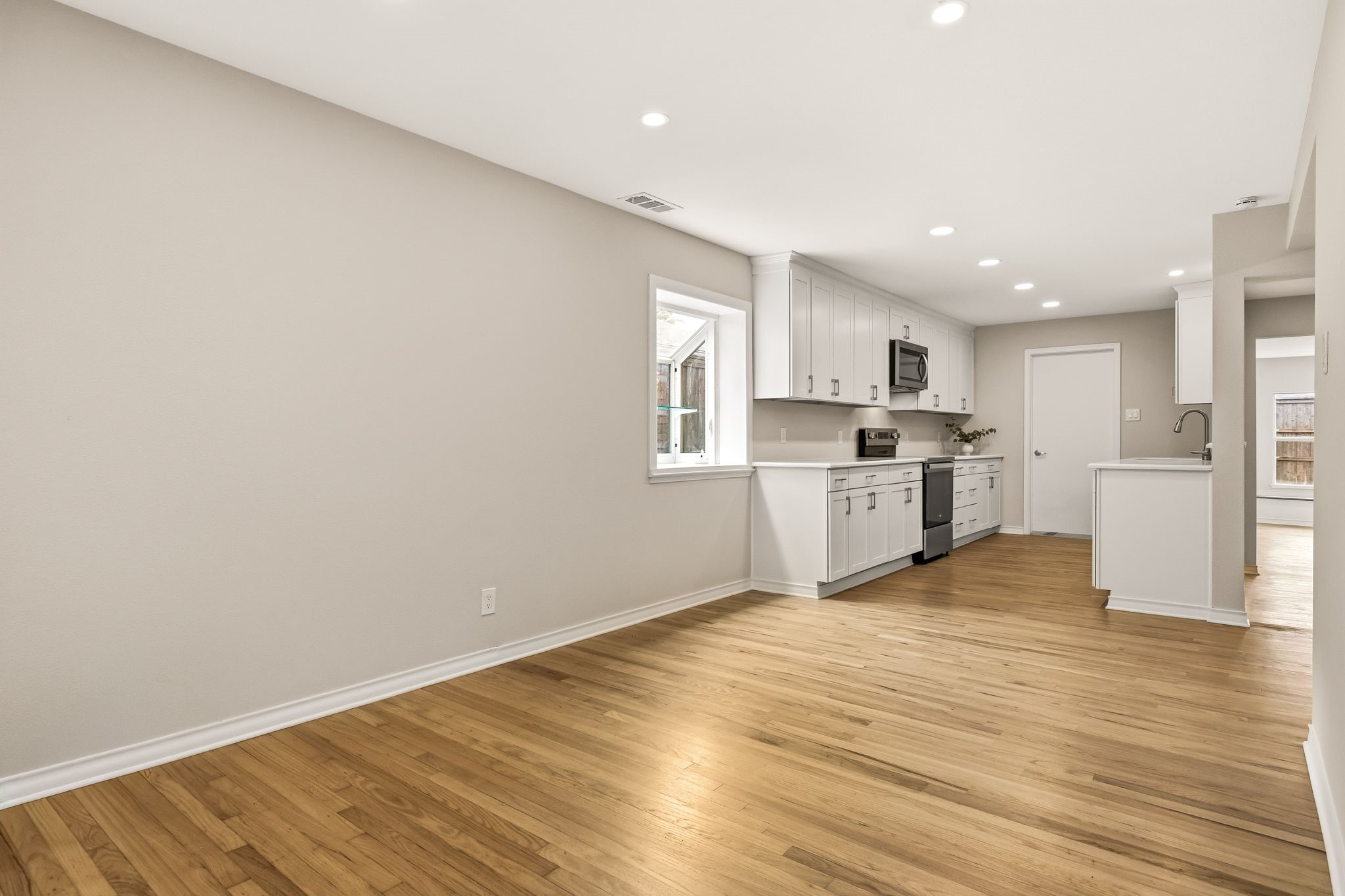 10419 Royalwood Drive