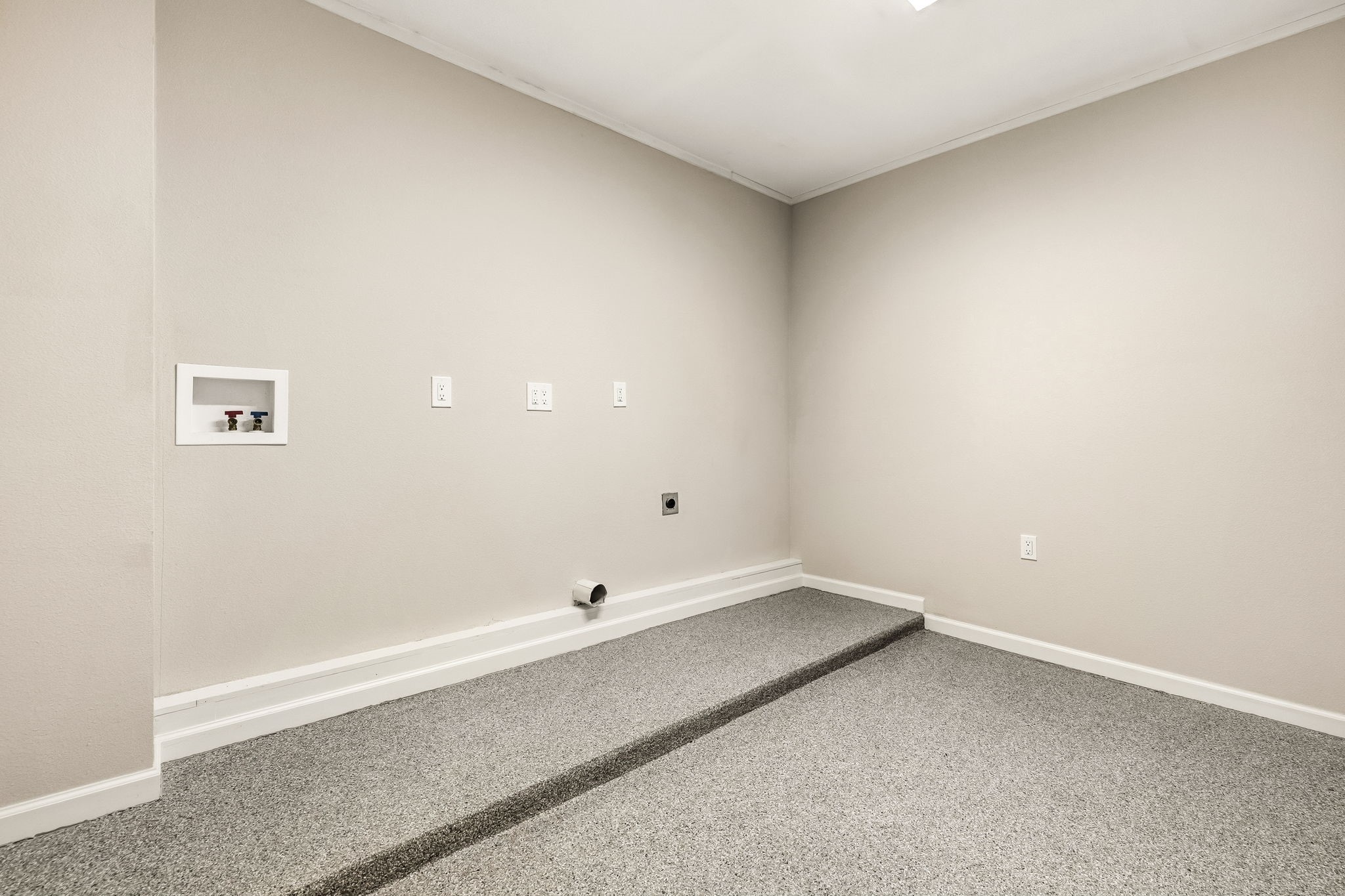 10419 Royalwood Drive