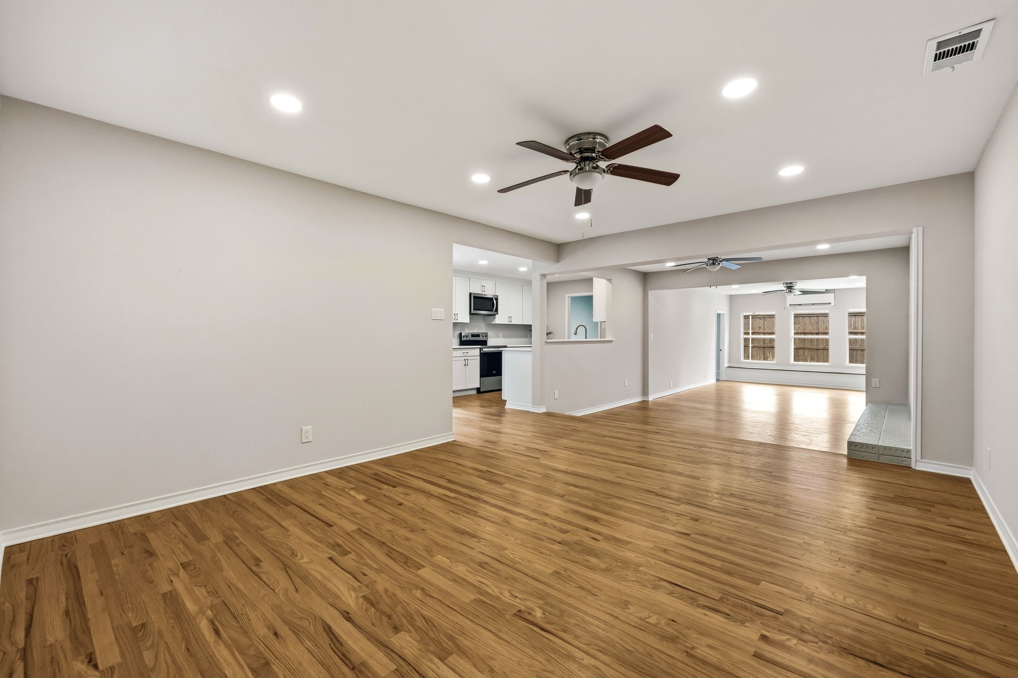10419 Royalwood Drive