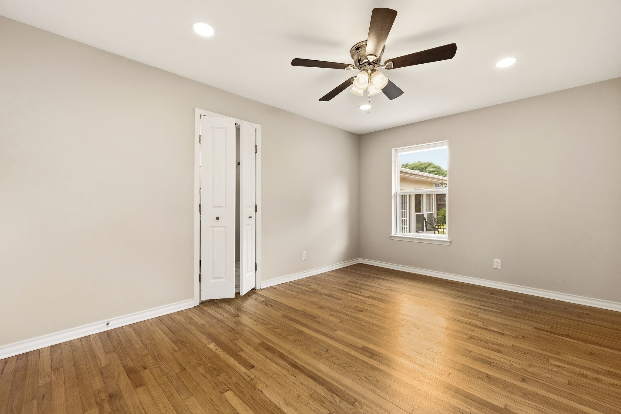 10419 Royalwood Drive