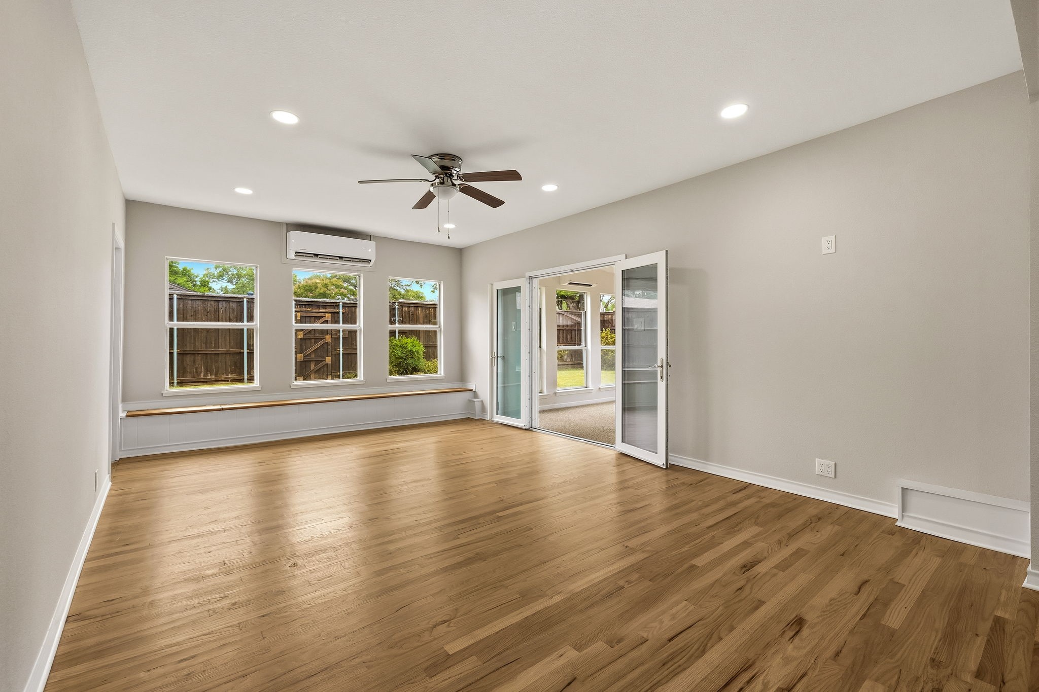 10419 Royalwood Drive