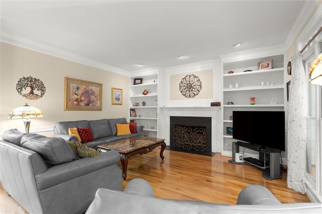 11060 Pennbrooke Crossing