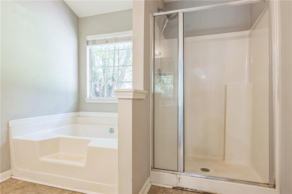 2210 Pemberton Point