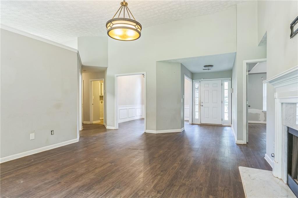 2210 Pemberton Point