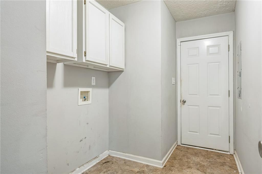 2210 Pemberton Point