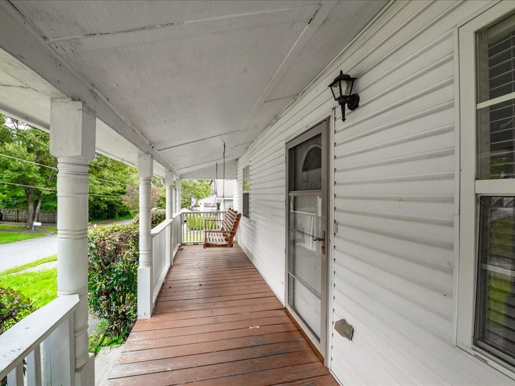 1920 Main Street NW