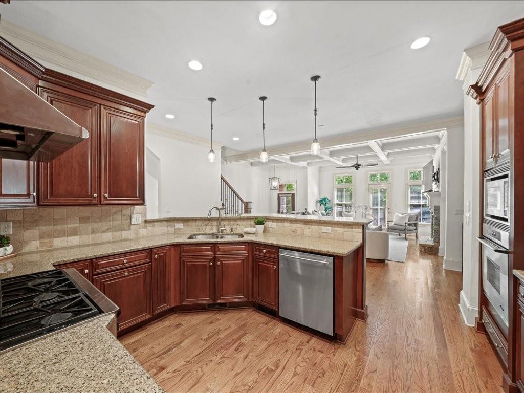 3043 Stone Gate Drive NE
