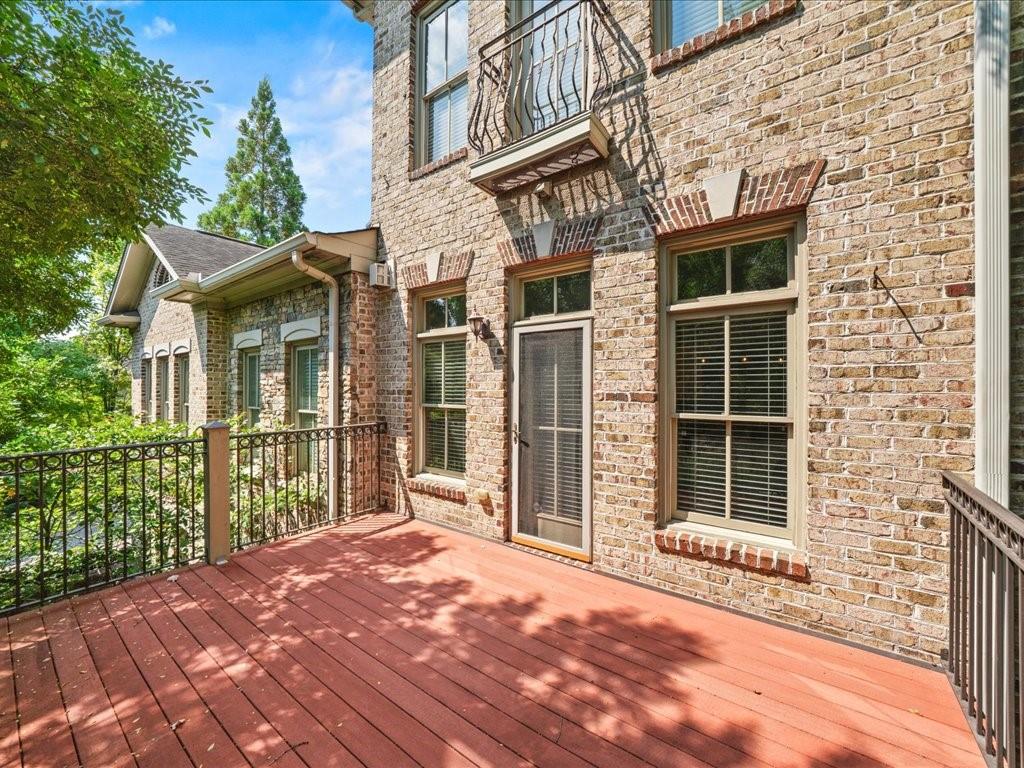 3043 Stone Gate Drive NE