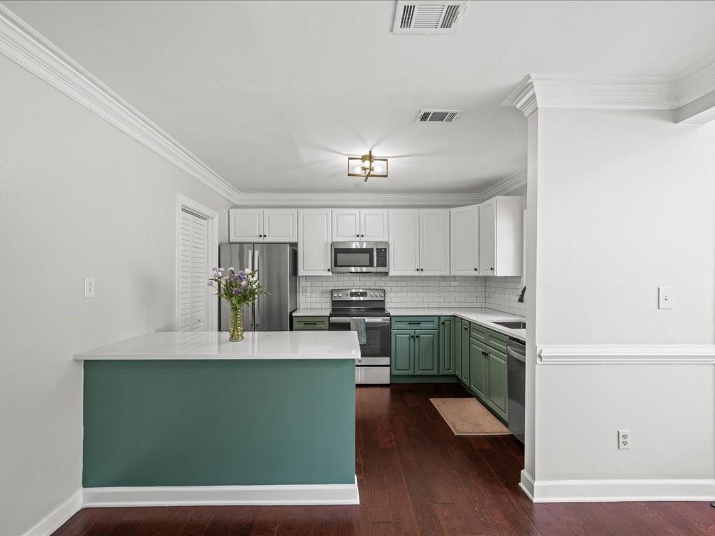 50 Mount Vernon Circle