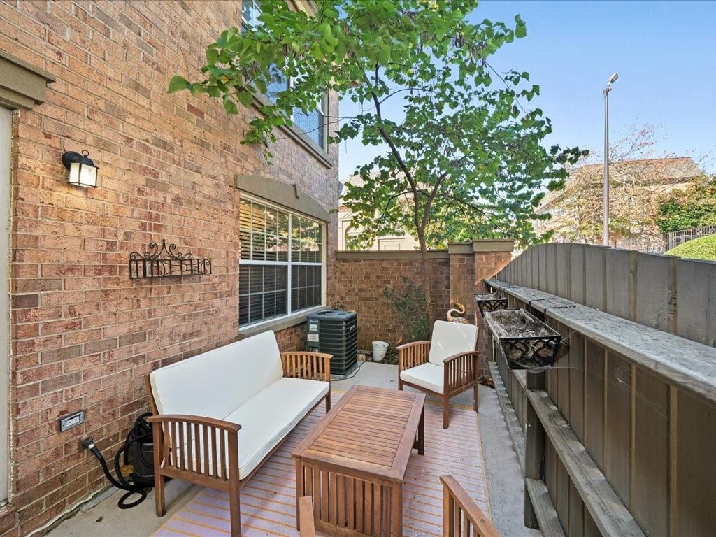 6980 Roswell Road Unit M1