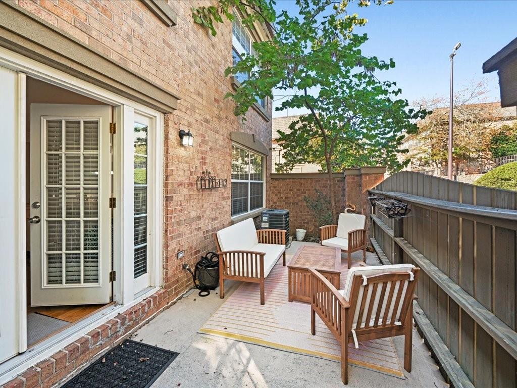 6980 Roswell Road Unit M1