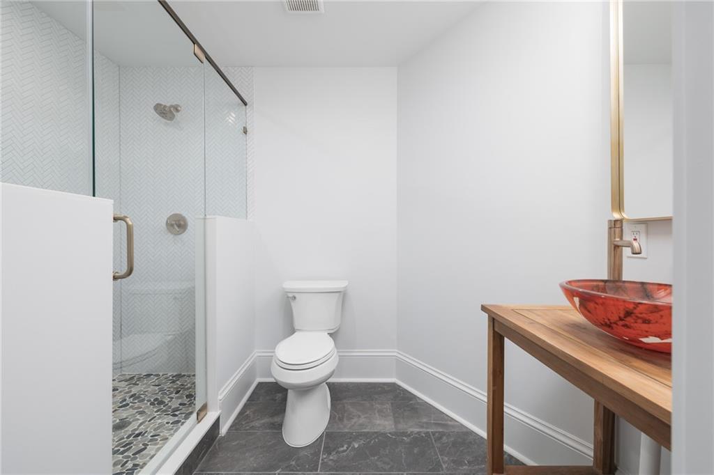 747 Myrtle Street NE