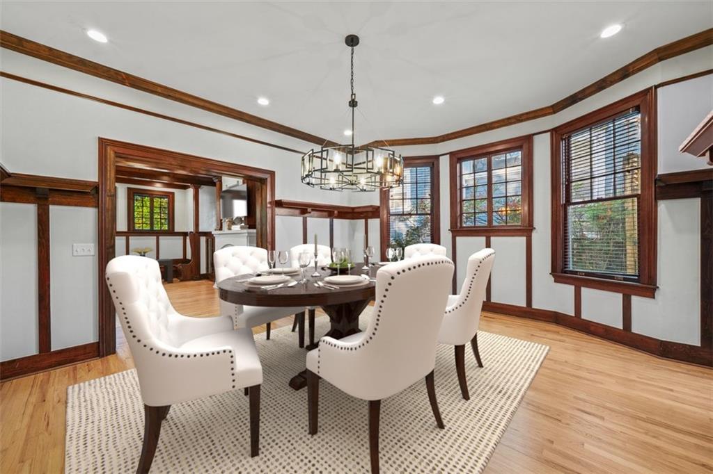 747 Myrtle Street NE