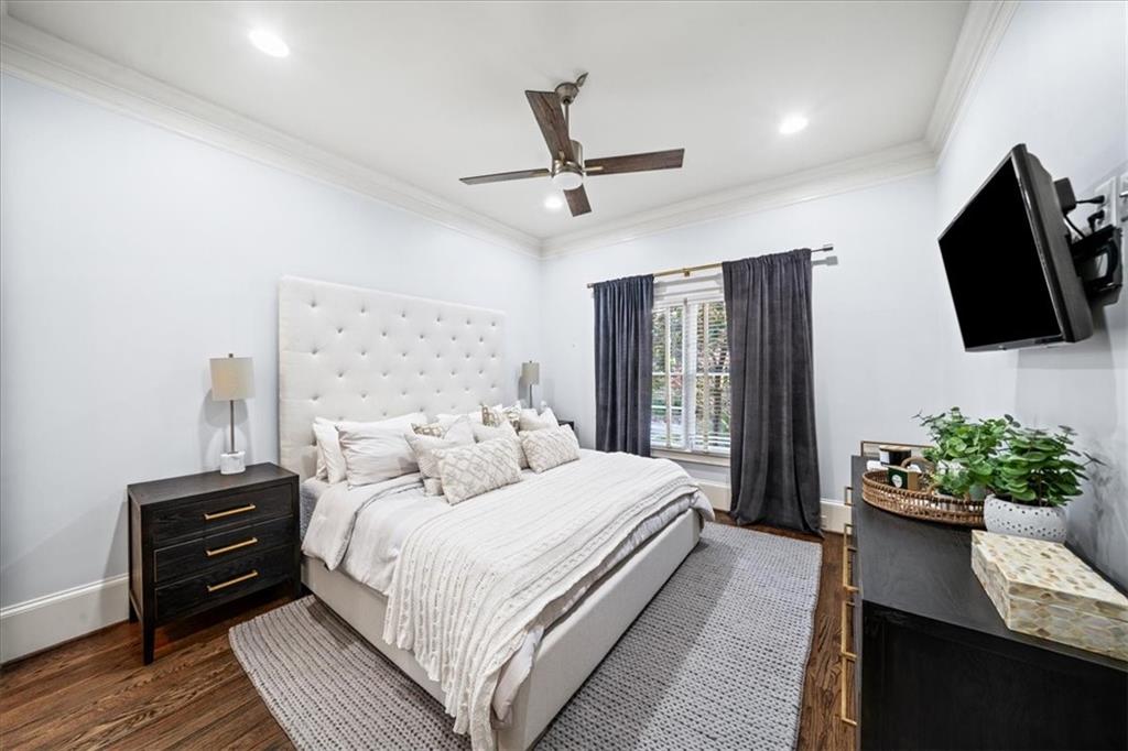 3283 Stratfield Drive NE