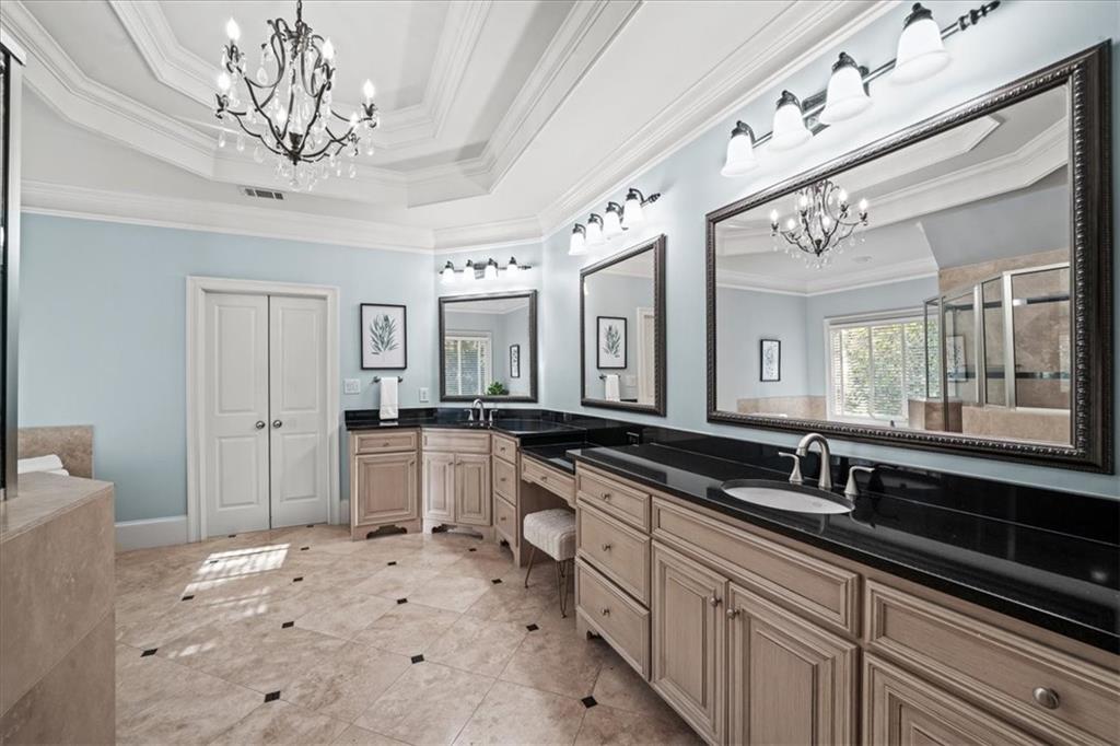 3283 Stratfield Drive NE