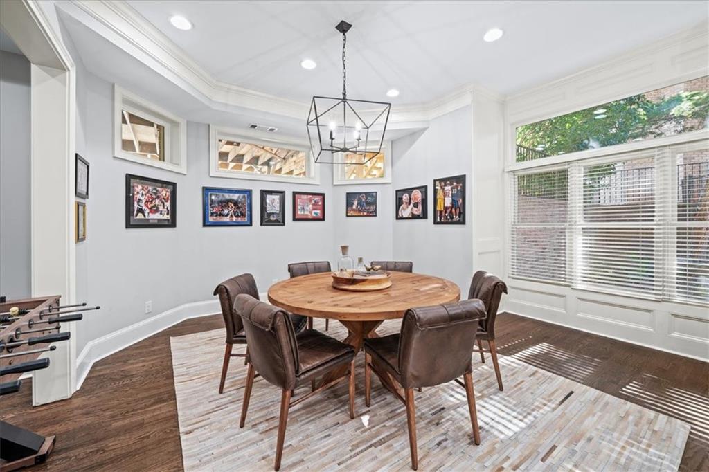 3283 Stratfield Drive NE