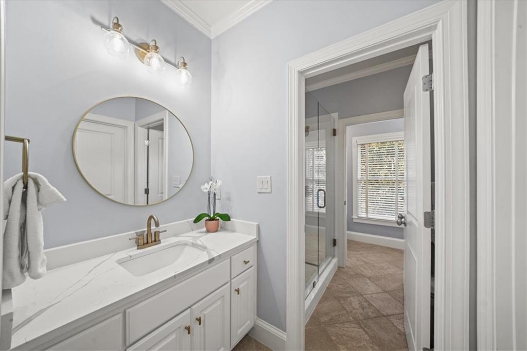 3283 Stratfield Drive NE