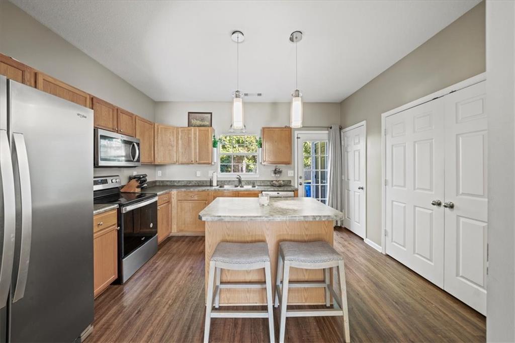 2064 Del Lago Circle NW Unit 10