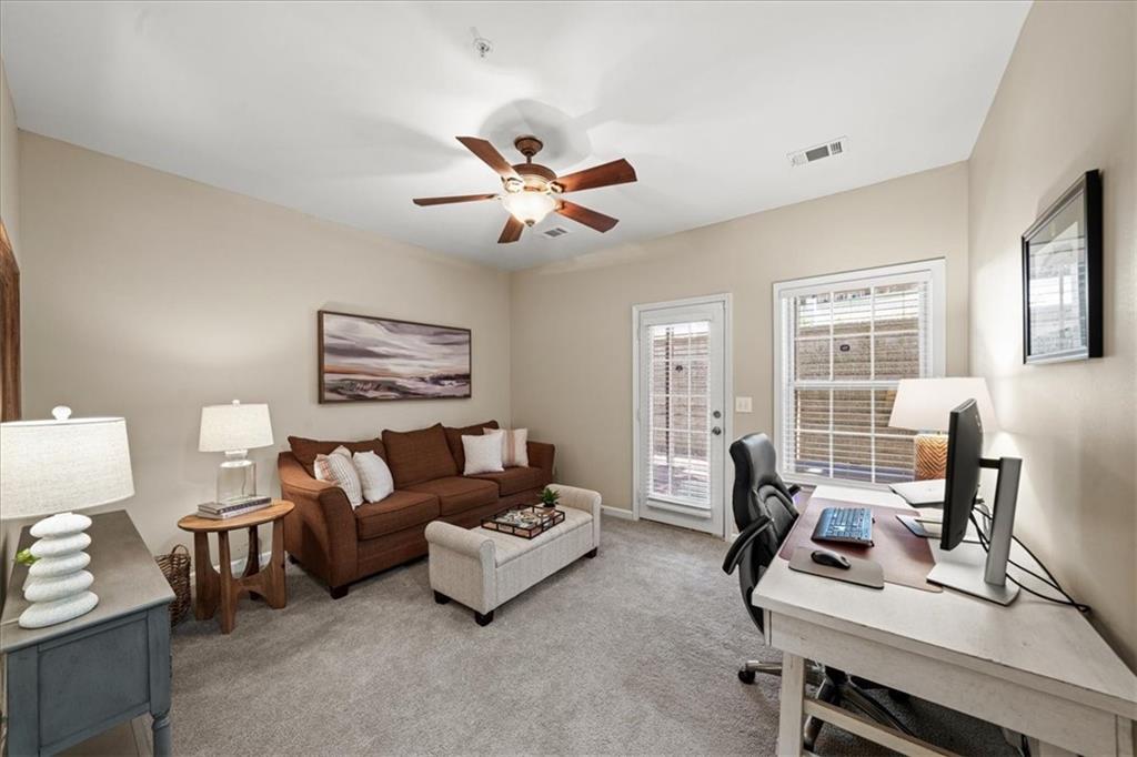 1706 Highlands View SE Unit 17